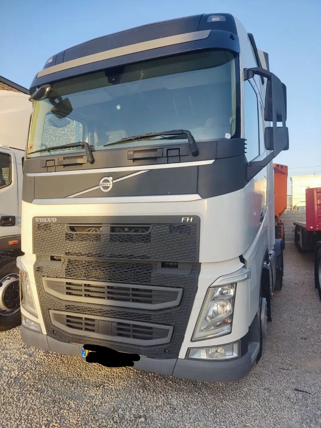 کامیون کشنده اف اچ 460 وارداتی|خودرو سنگین|شیراز, پودنک|دیوار