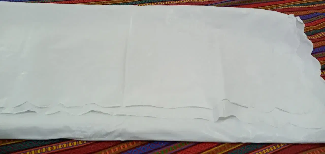 سفره ۶ الی ۸نفره|سفره، حوله، دستمال آشپزخانه|قم, هنرستان|دیوار