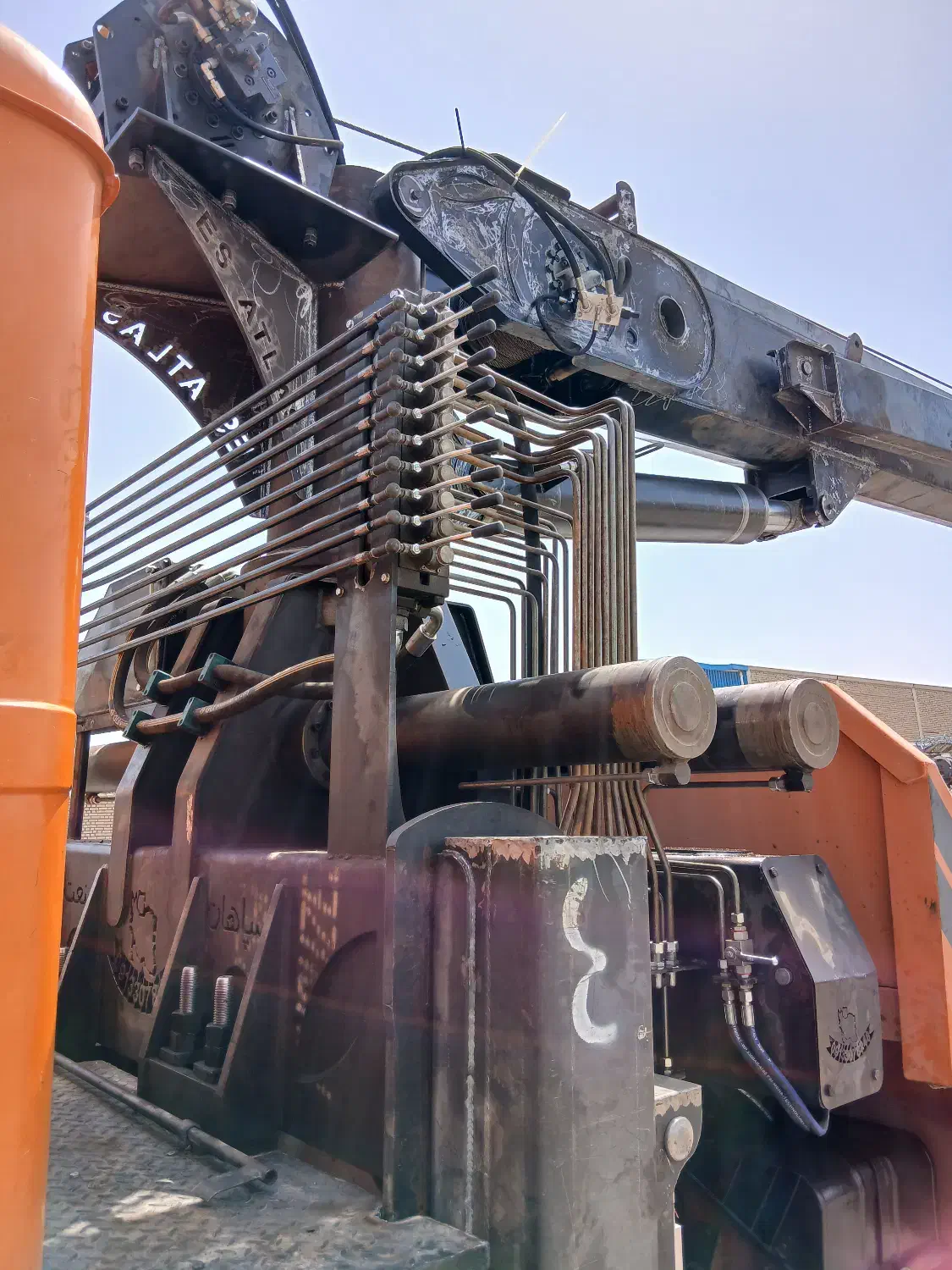 جرثقیل سازی اصفهان اطلس|خودرو سنگین|اصفهان, بهارستان|دیوار