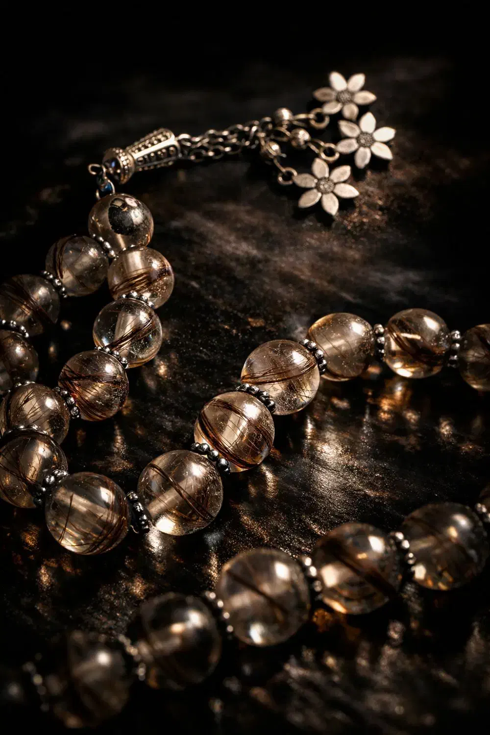 تسبیح زلف یار|بدلیجات|بندر دیر, |دیوار