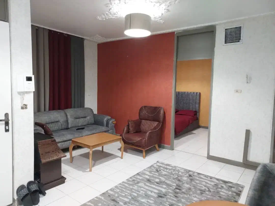 اجاره آپارتمان مبله روزانه و هفتگی در انقلاب|اجارهٔ کوتاه‌مدت آپارتمان و سوئیت|تهران, جمال‌زاده|دیوار