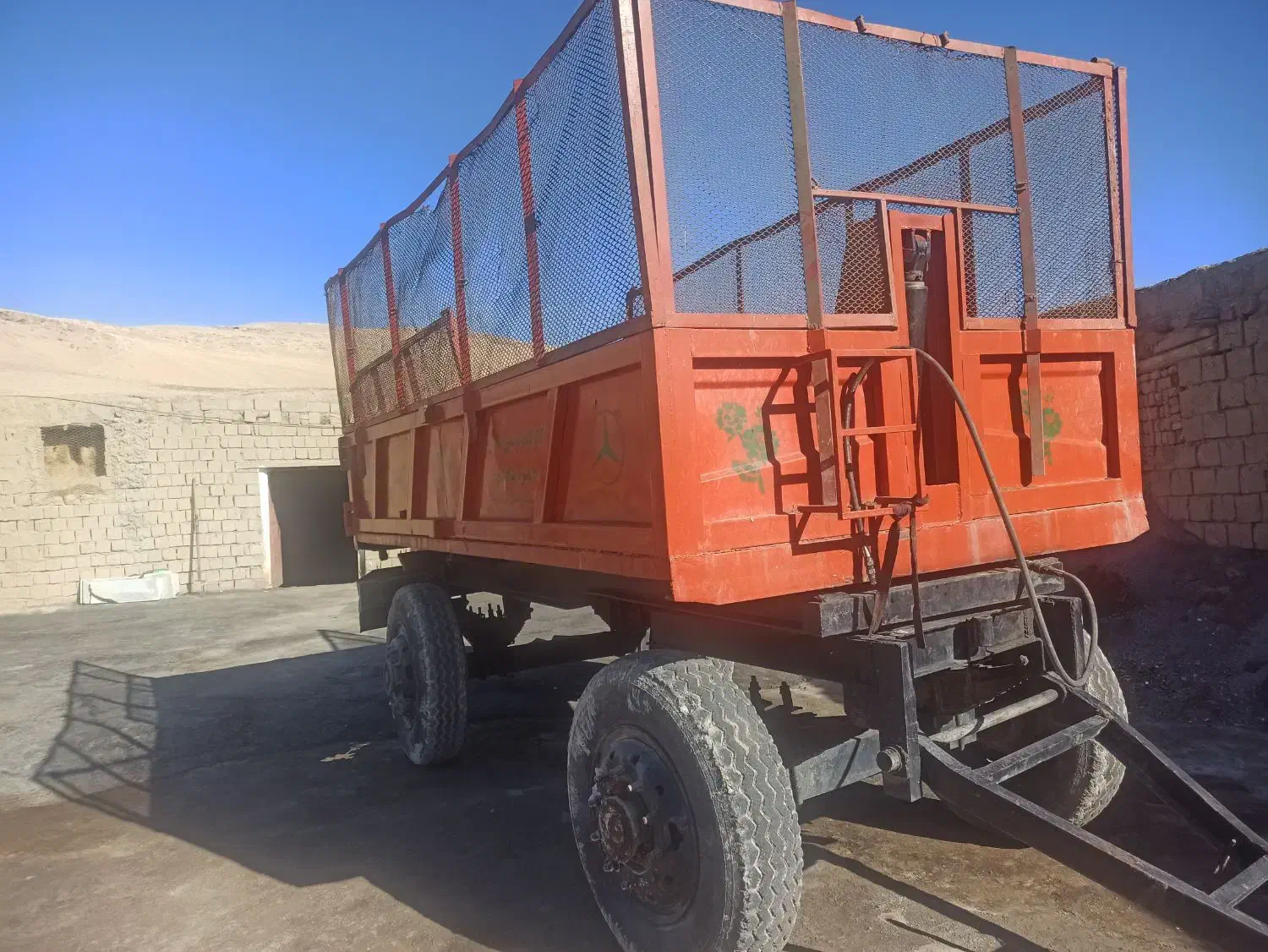 تریلی تراکتور|ماشین‌آلات صنعتی|نقده, |دیوار