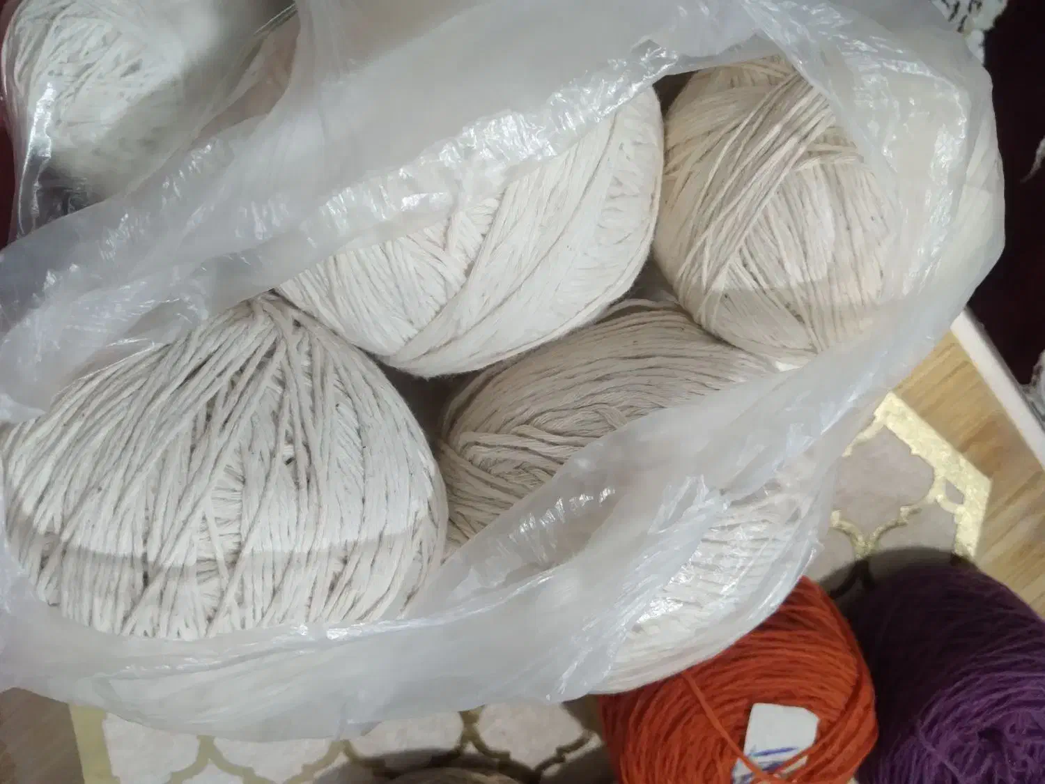 نخ و ابریشم تابلو فرش و فرش|لوازم خیاطی و بافتنی|اردبیل, |دیوار