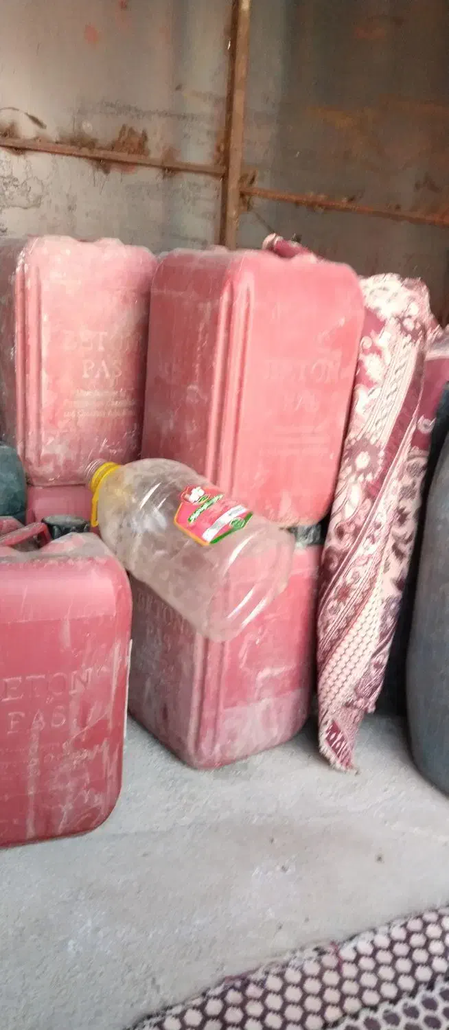 بیست لیتری خارجی درجه یک|عمدهفروشی|میرجاوه, |دیوار