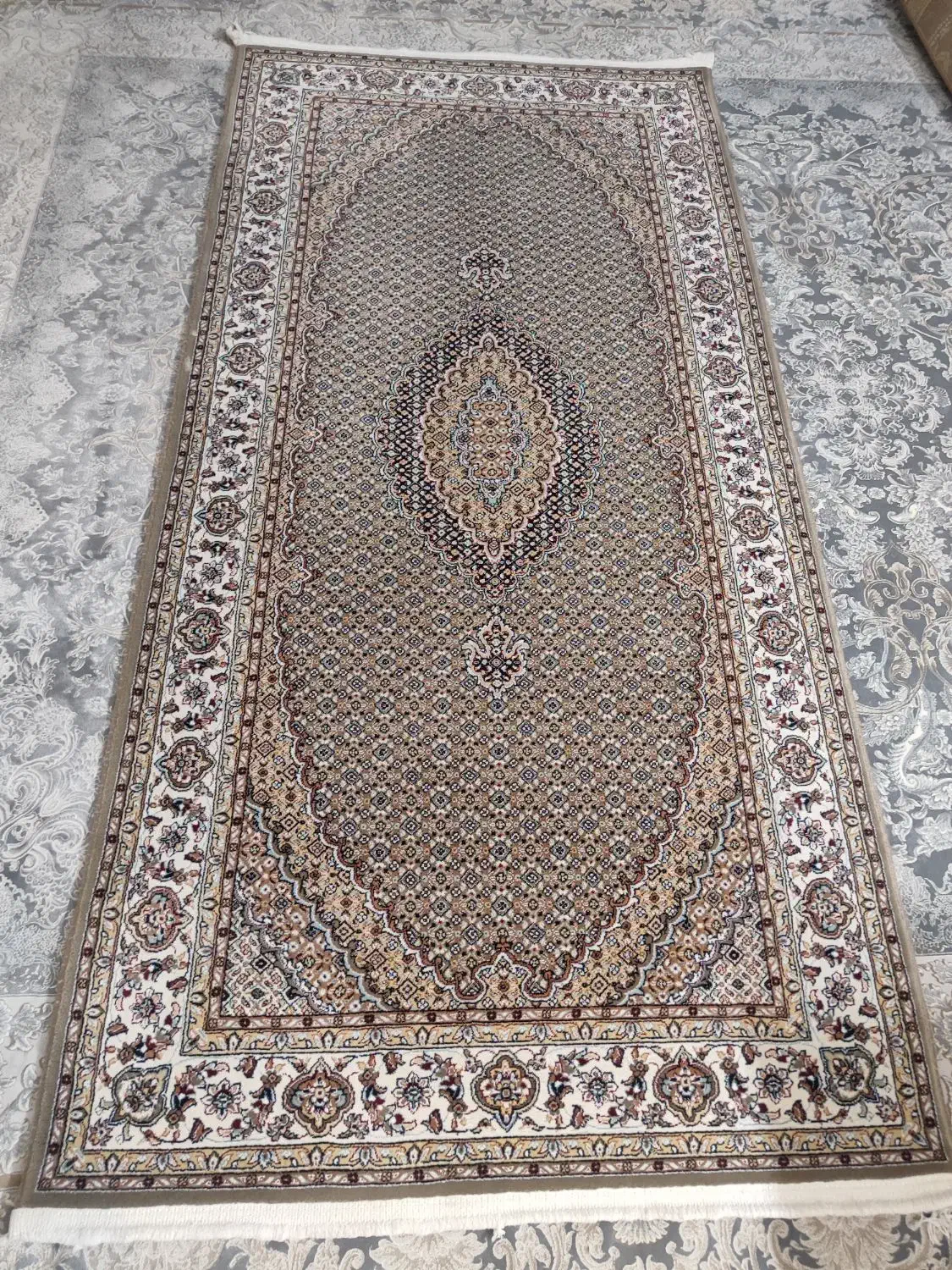 فرش ۷۰۰ شانه کرم|فرش|تهران, شهید اسدی|دیوار