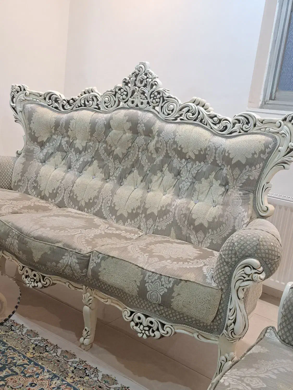 مبل 9 نفره با عسلی و چوب راش تمیز|مبلمان خانگی و میز عسلی|سبزوار, عارف|دیوار