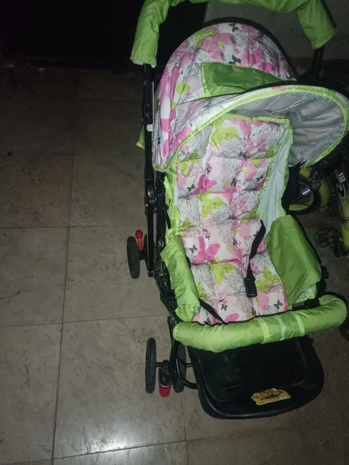 کالسکه|اسباب و اثاث بچه|قائن, |دیوار