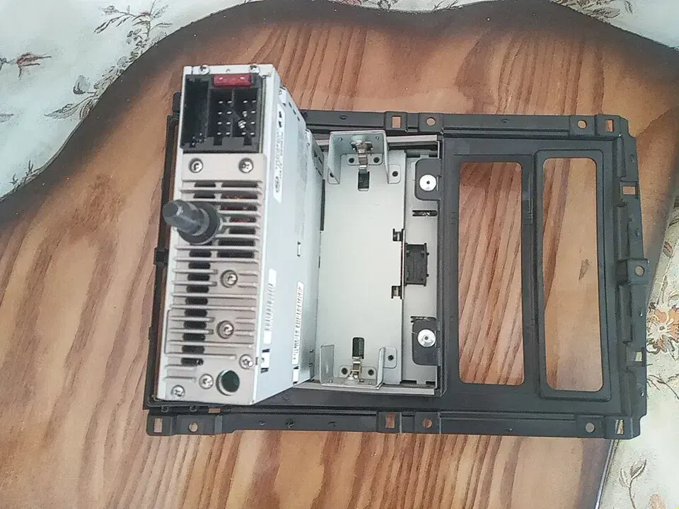 ضبط پژوپارس|قطعات یدکی و لوازم جانبی|کرمان, |دیوار