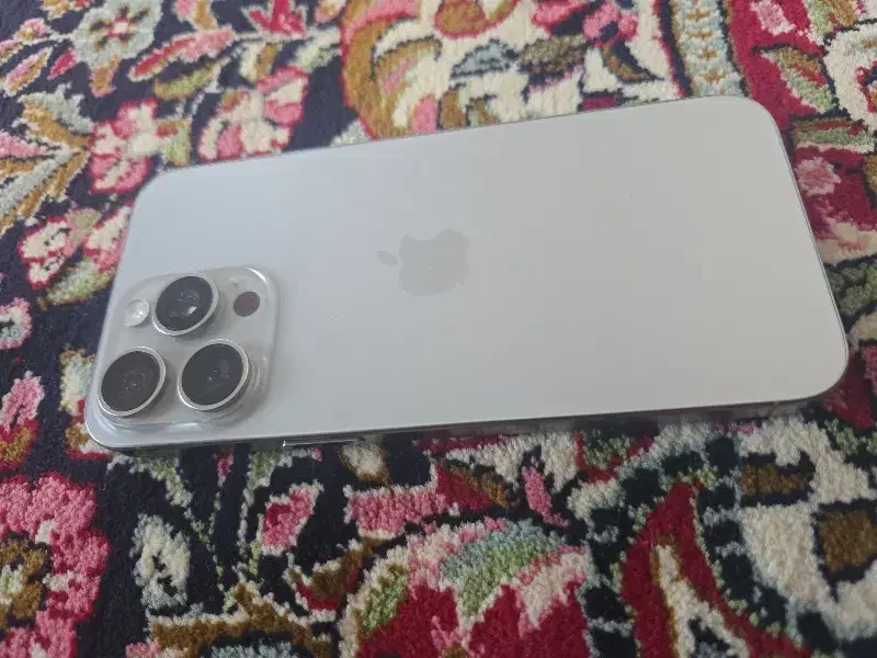 15promax|موبایل|همدان, |دیوار