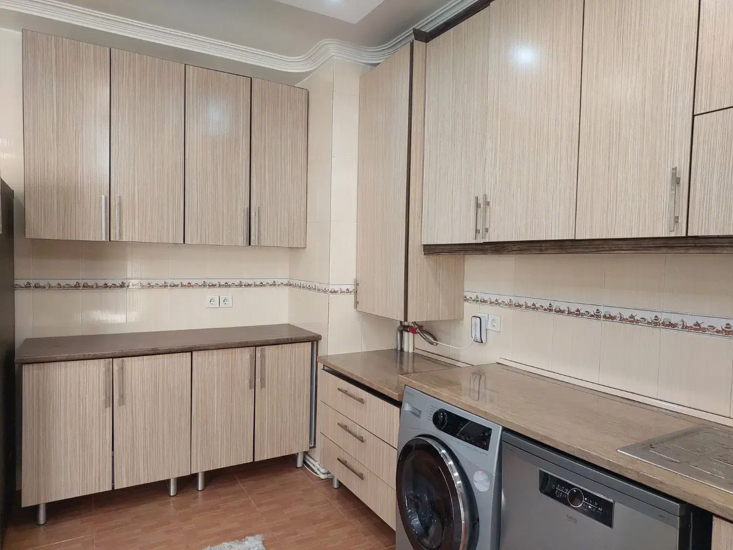 کابینت آشپزخانه در حد نو|اجاق گاز و لوازم برقی پخت‌وپز|جلفا, |دیوار