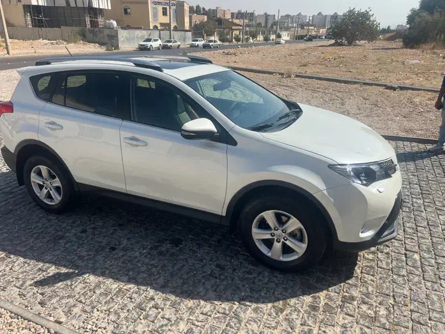 تویوتا رافور۲۰۱۴ فول عمان|خودرو سواری و وانت|شیراز, معالیآباد|دیوار