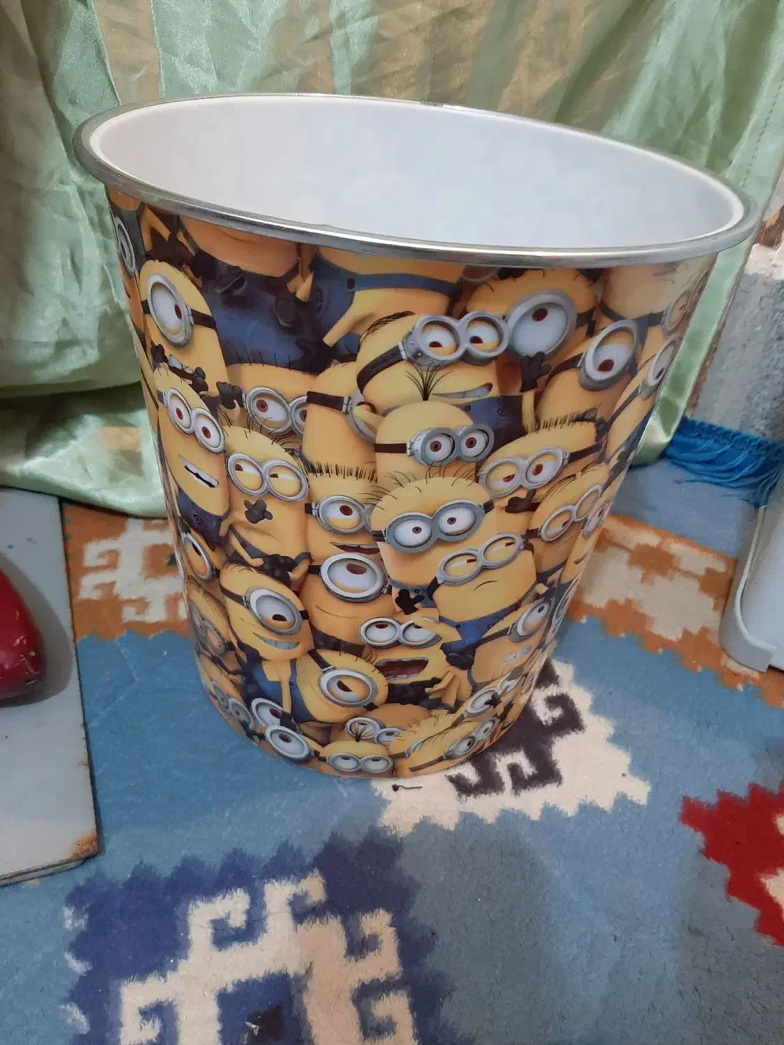 سطل|ظروف نگهدارنده، پلاستیکی، یک‌بارمصرف|گلبهار, شهر جدید گلبهار|دیوار