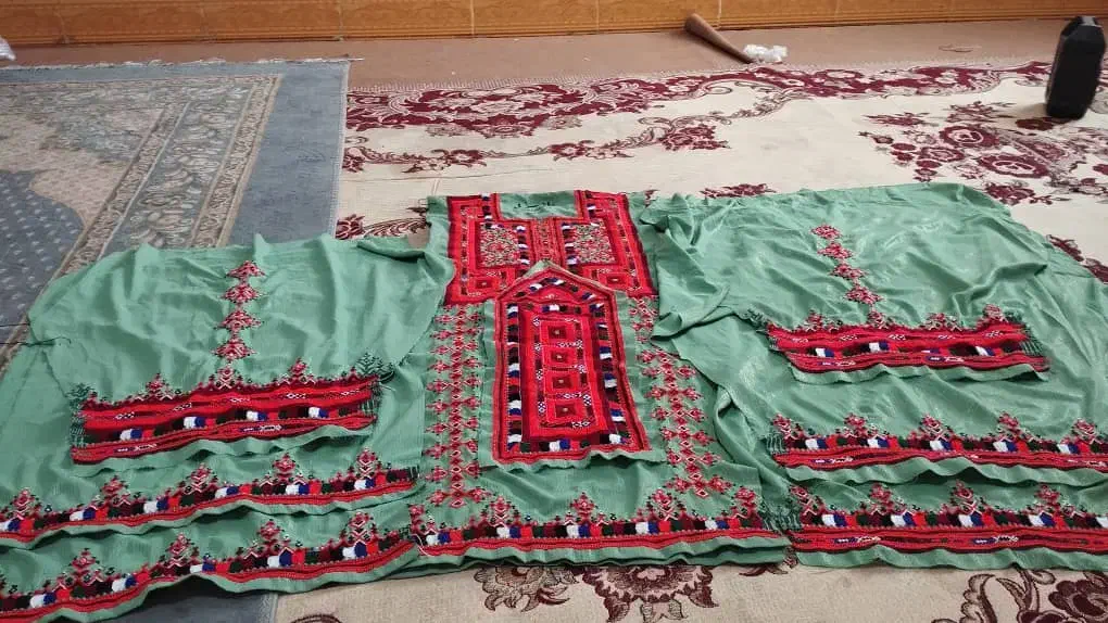 دوخت لباس صفرتاصد|لباس|چابهار, |دیوار