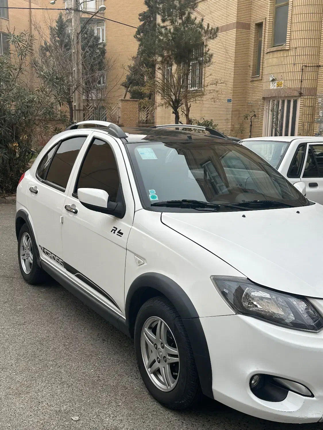 کوییک r|خودرو سواری و وانت|اندیشه, اندیشه فاز ۳|دیوار