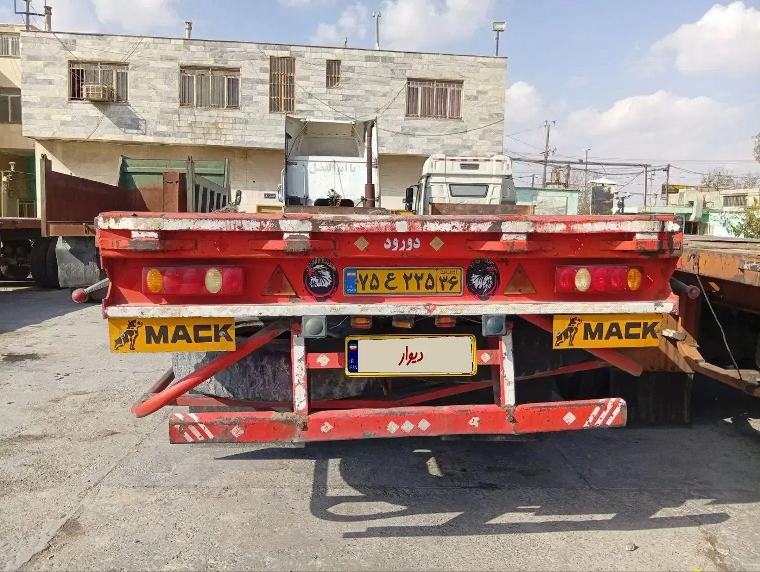 کفی|خودرو سنگین|دورود, |دیوار