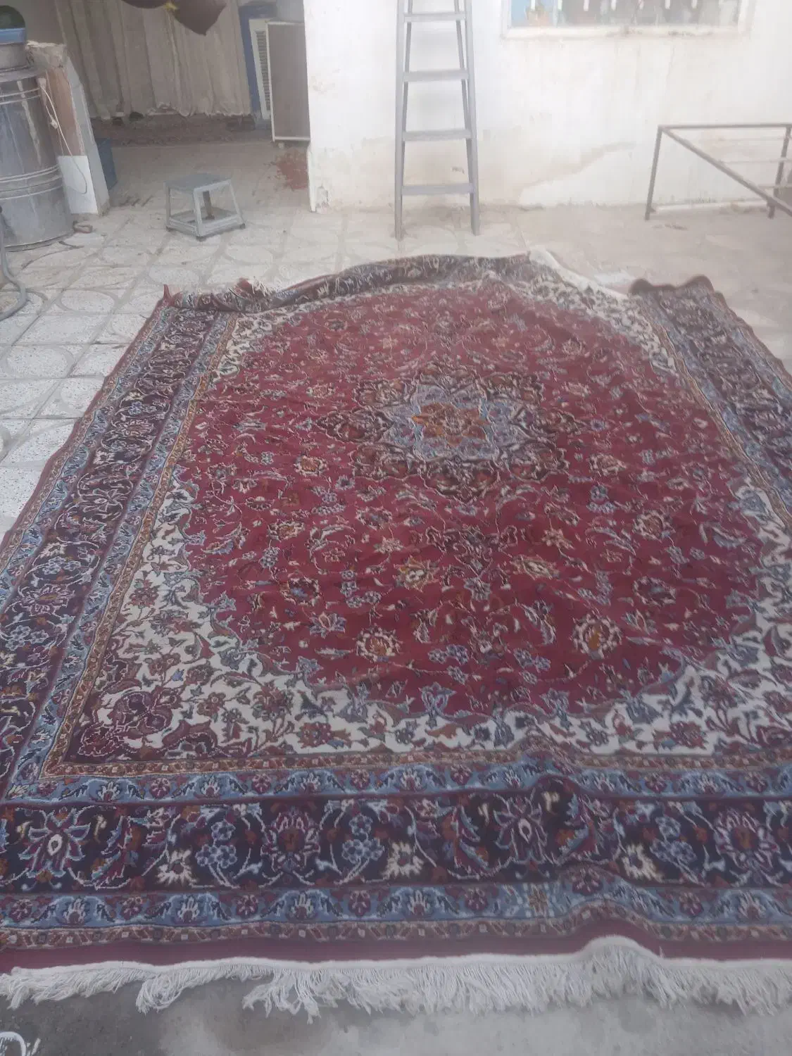 قالی در حد نو|فرش|نیشابور, شریعتی|دیوار