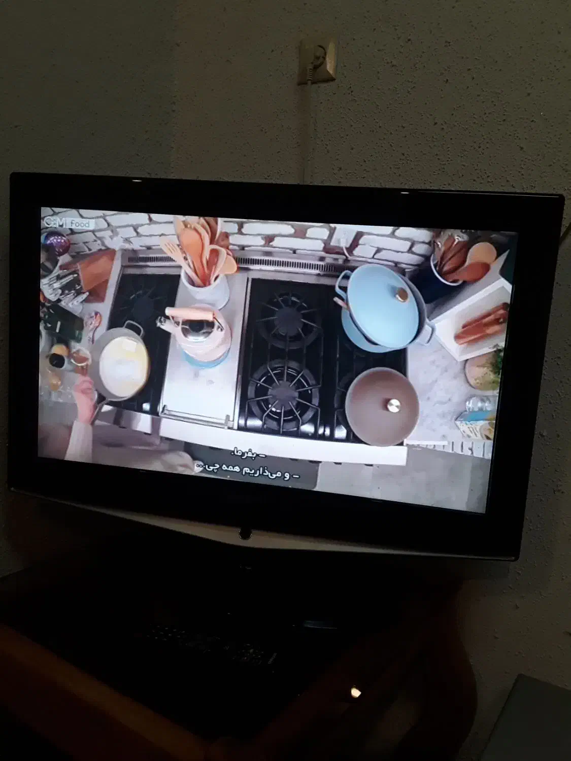 تلویزیون سامسونگ ۳۲ اینچ|تلویزیون و پروژکتور|صومعه‌سرا, |دیوار