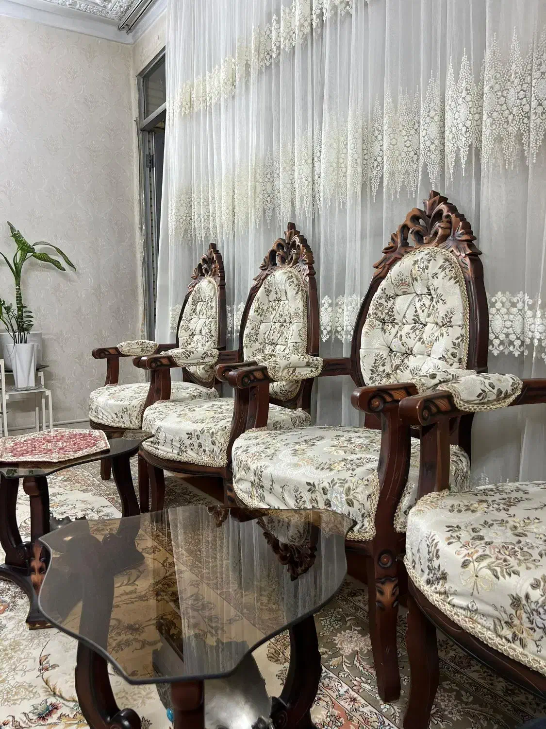 فروش فوری مبلمان راحتی و استیل|مبلمان خانگی و میز عسلی|شیراز, ارم|دیوار