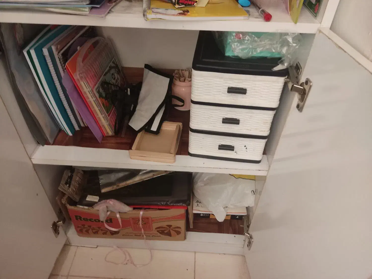 کتابخانه سه طبقه|کتابخانه، شلف، قفسه‌های دیواری|بندرعباس, |دیوار