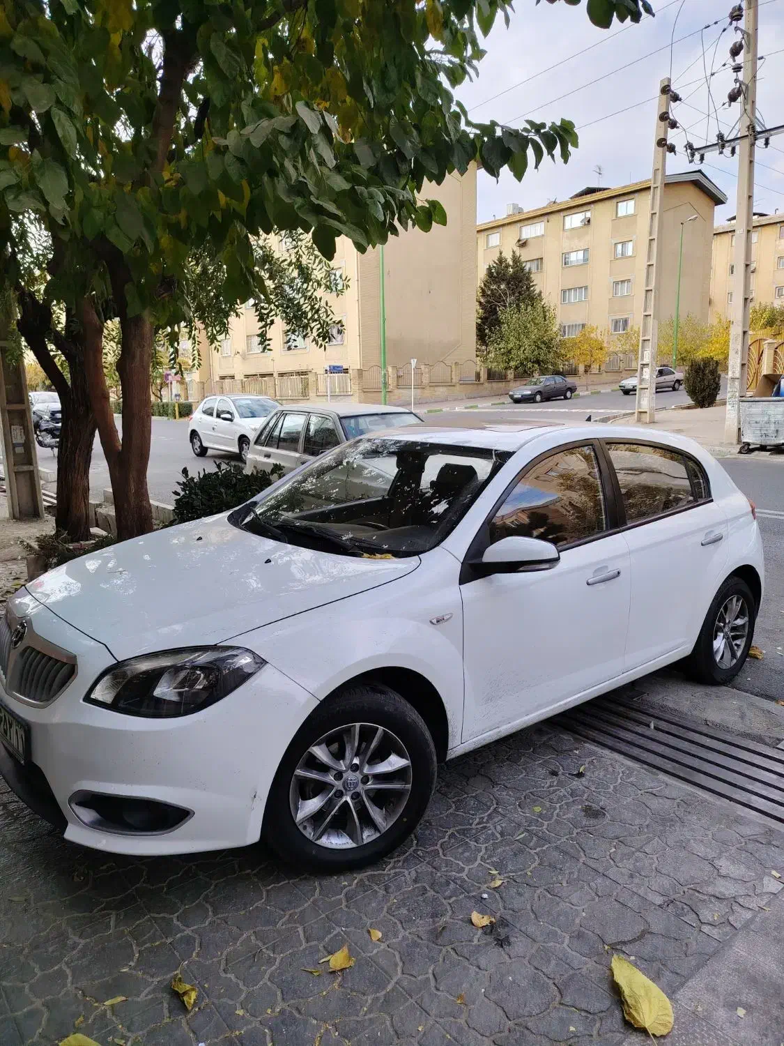 برلیانس 320 مدل 95 اتومات سند تک برگ|خودرو سواری و وانت|تهران, حکیمیه|دیوار