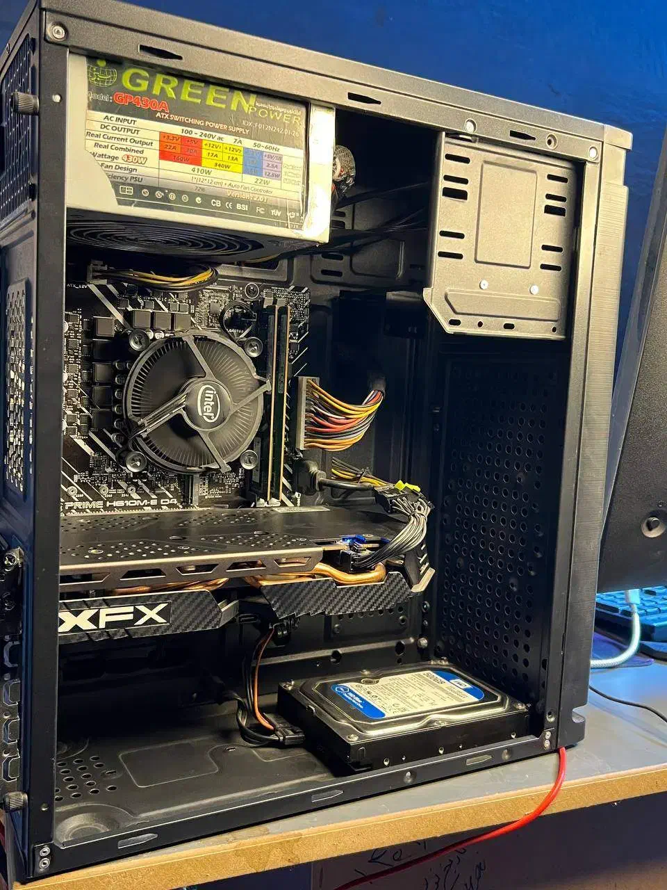 کیس و مانیتور گیمینگ|رایانه رومیزی|بندرعباس, |دیوار