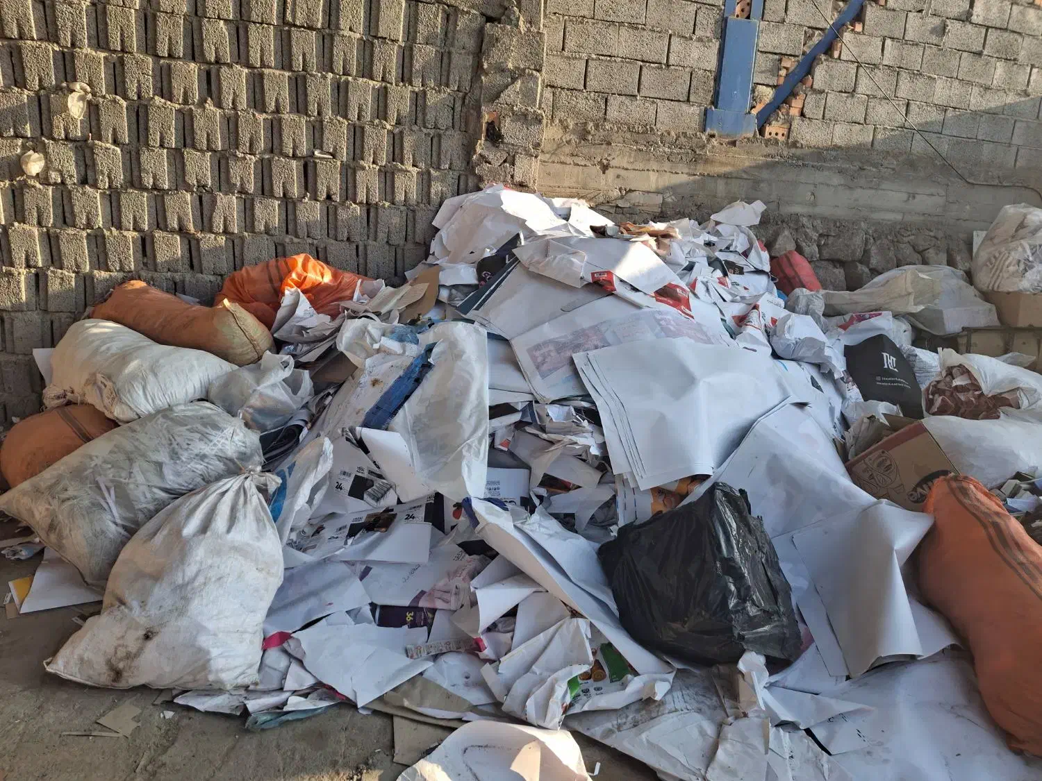 کارتن.کتاب.کاغذ باطله.|عمدهفروشی|تبریز, |دیوار