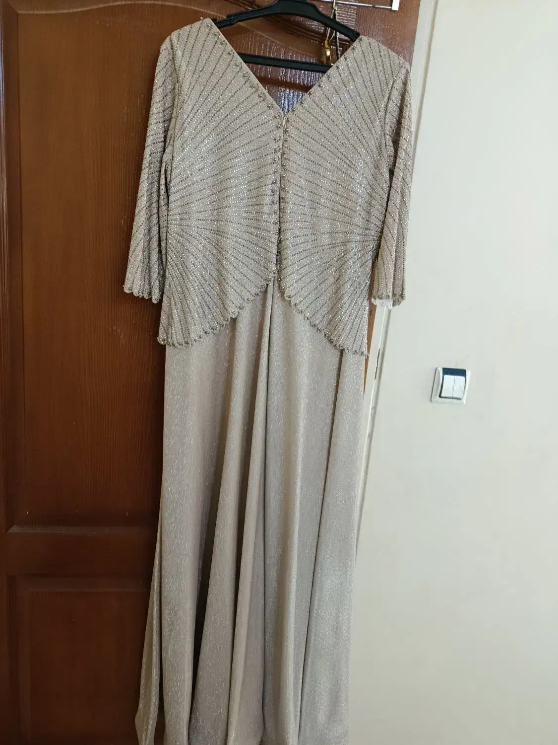 لباس مجلسی|لباس|شاهینشهر, شهرک ردانی پور|دیوار