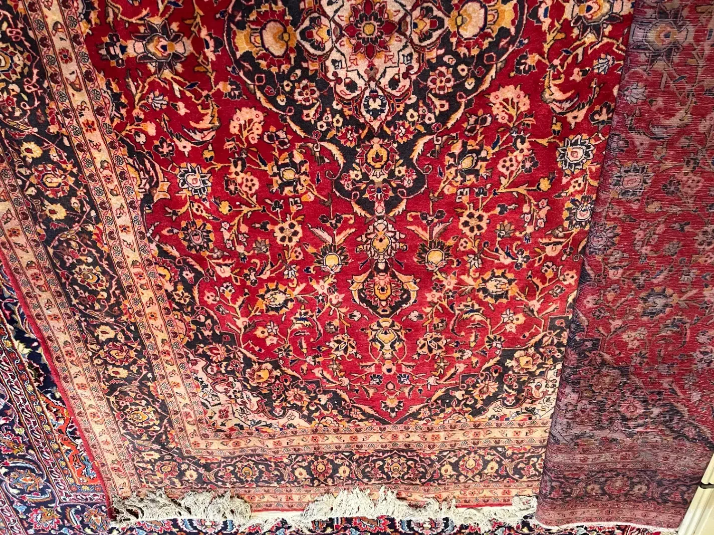 فرش دستباف کهنه|فرش|رباطکریم, رباطکریم|دیوار