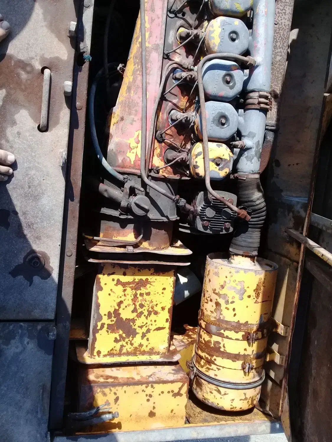 بیل ۹۱۲|خودرو سنگین|باغ بهادران, |دیوار