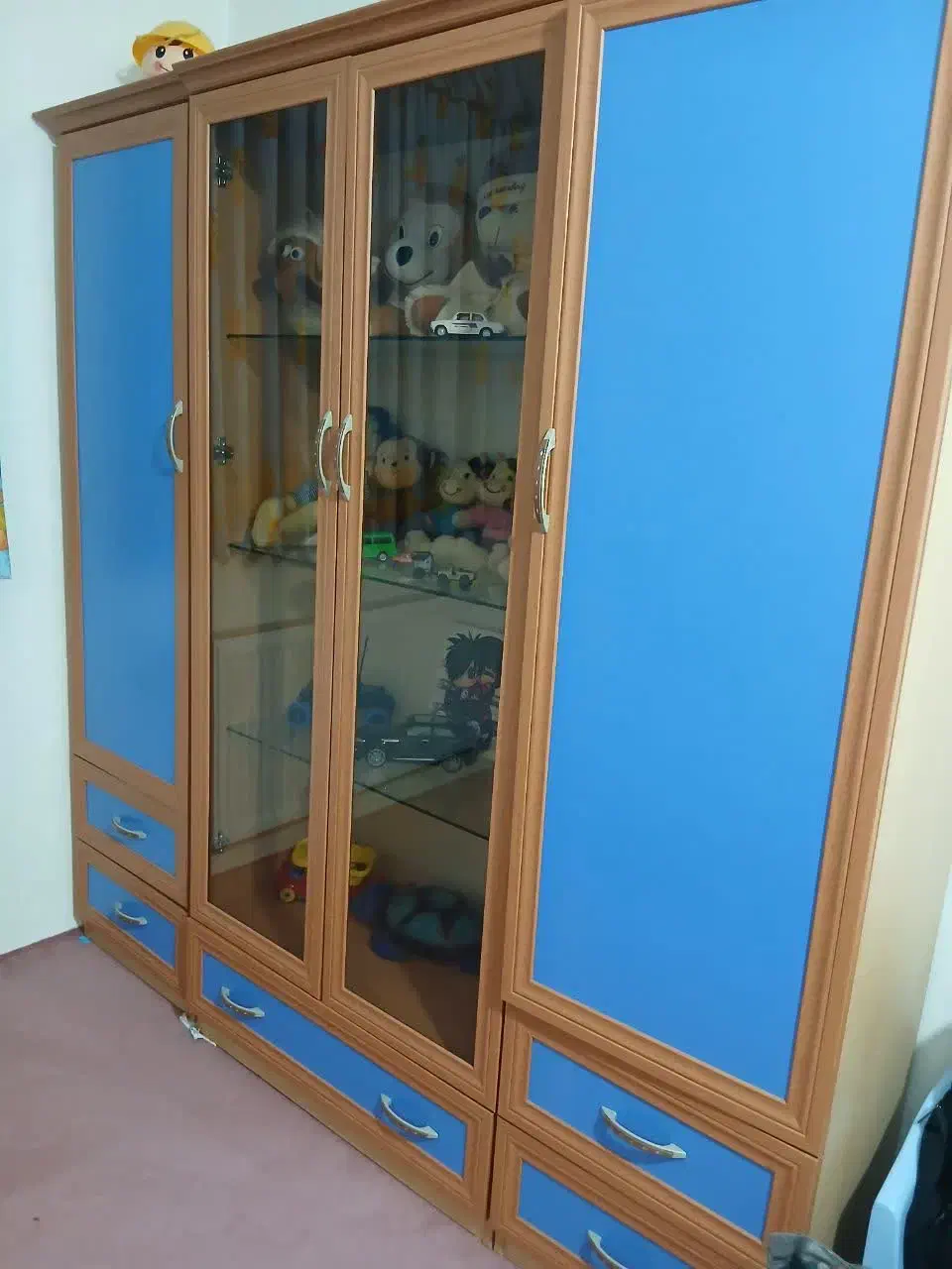 تخت و کمد سه تایی مخصوص اتاق کودک|تخت و سرویس خواب|میانه, |دیوار