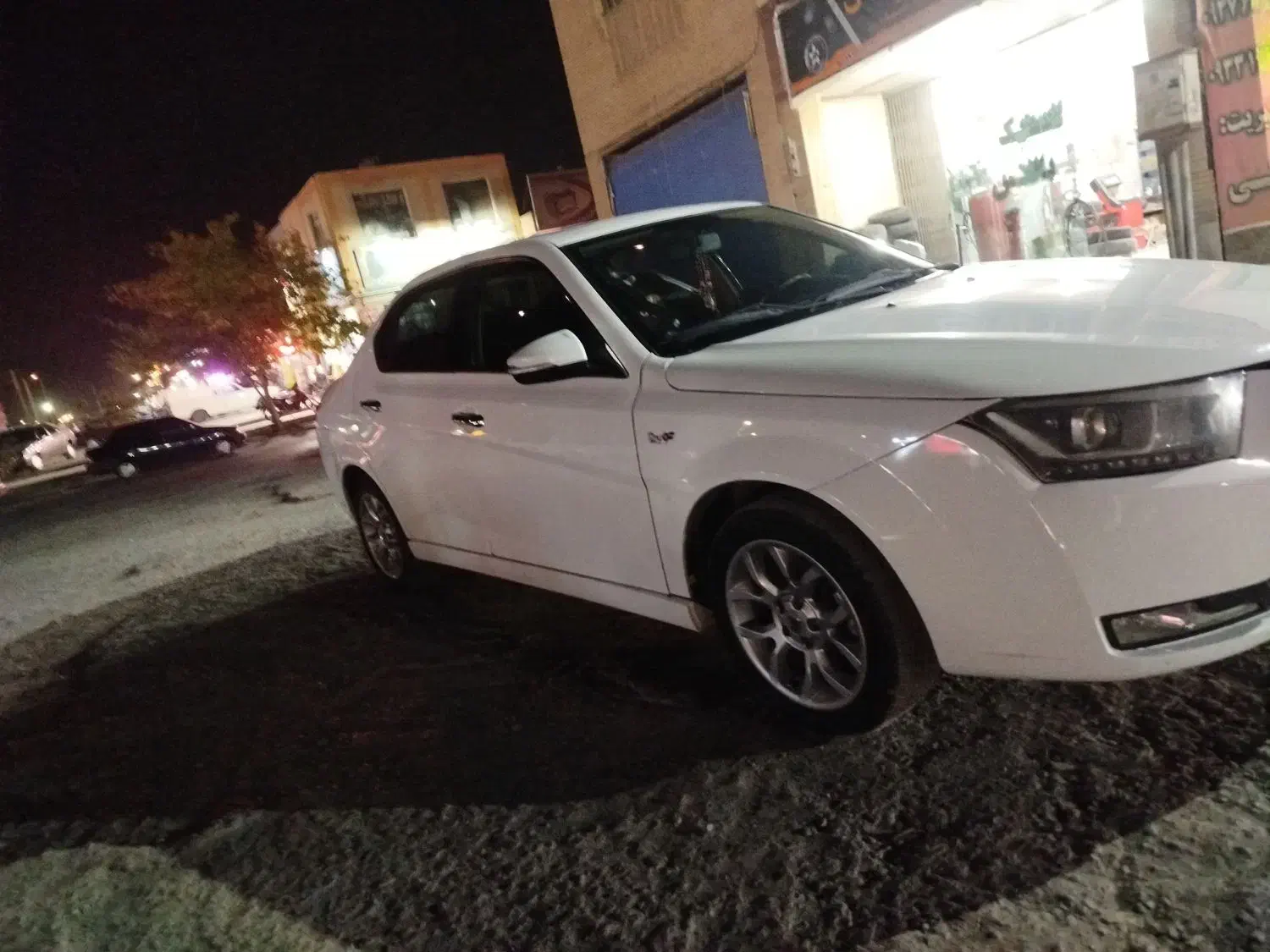 دنا اپشنال 1400 اتومات|خودرو سواری و وانت|فولادشهر, C5|دیوار