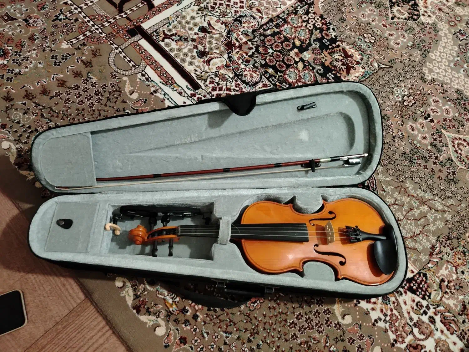 ویالن 4.4 نو|ویولن|پیشوا, |دیوار