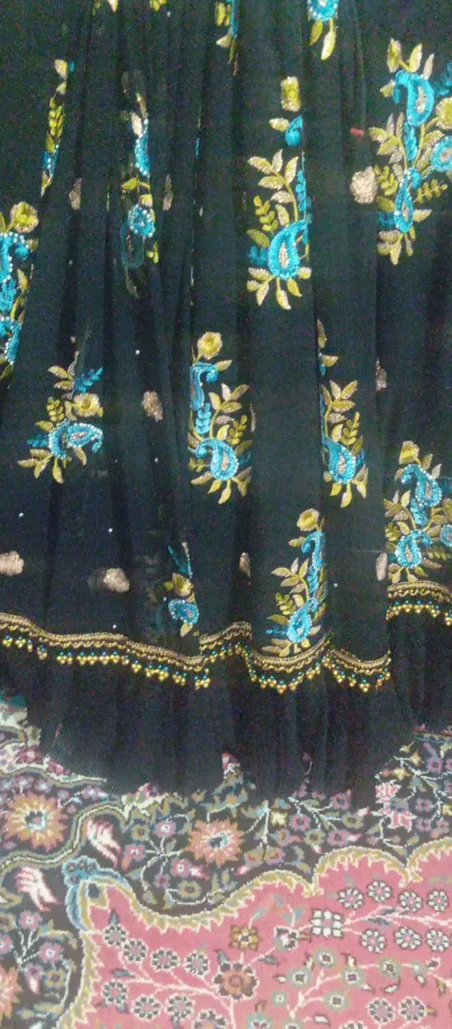 لباس ها نو هست معاوضه هم دارم|لباس|یاسوج, |دیوار