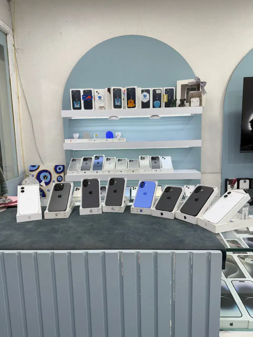 اپل iPhone 16 با رجیستر باطری 100 / مشکی  و سفید|موبایل|گرگان, |دیوار