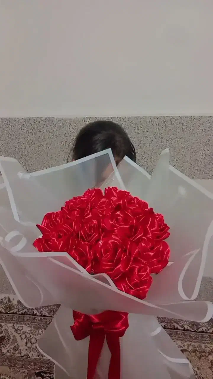 دسته گل ربانی بزرگ مناسب یلدا|گل مصنوعی|قم, منبع آب|دیوار