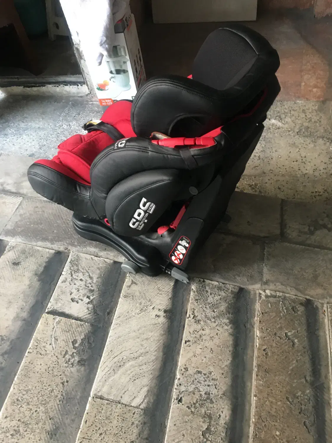 صندلی ماشین کودک|کالسکه و لوازم جانبی|تهران, شمس‌آباد|دیوار