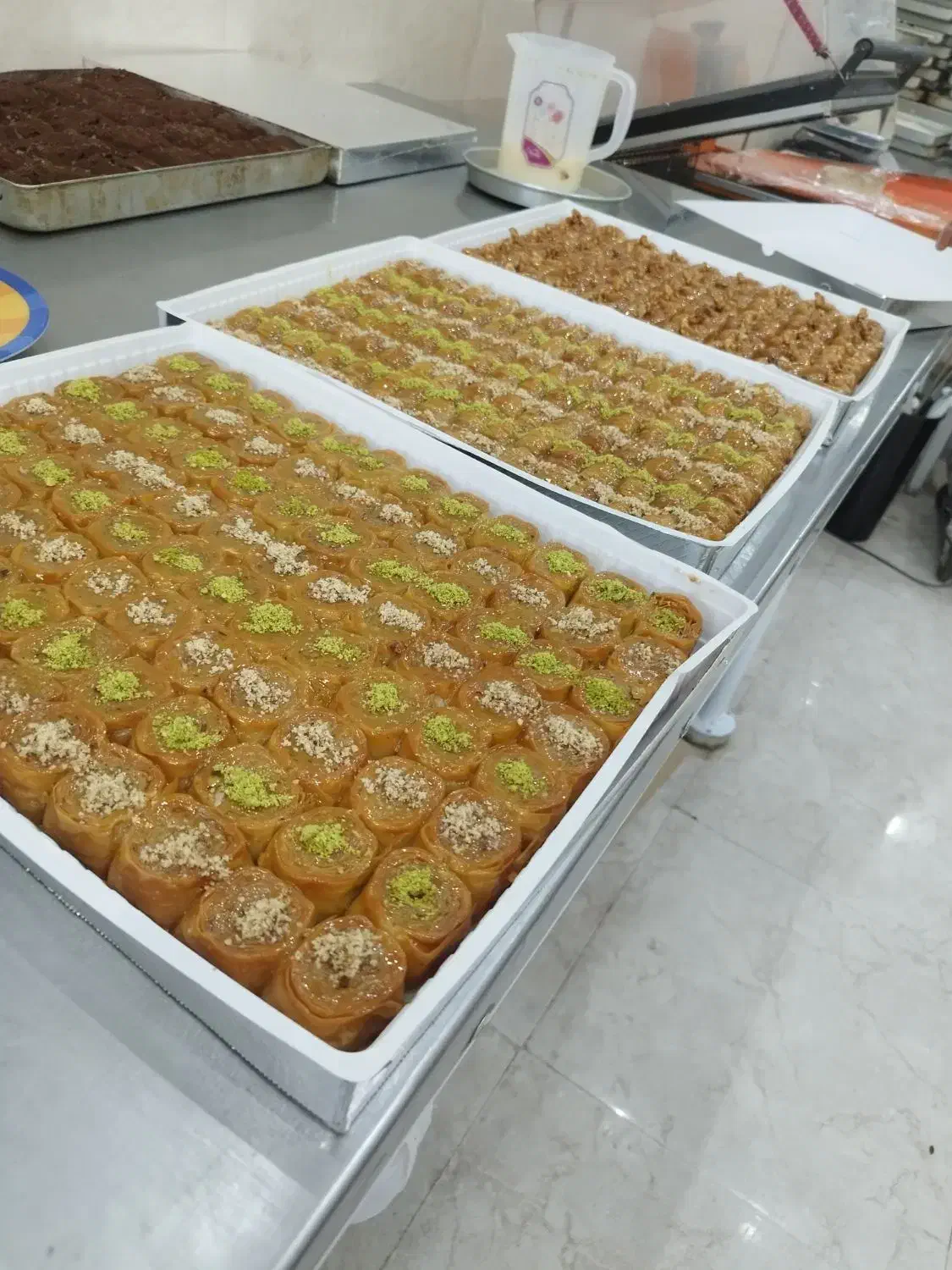 پخش باقلوا|خدمات پذیرایی، مراسم|رباط‌کریم, رباط‌کریم|دیوار