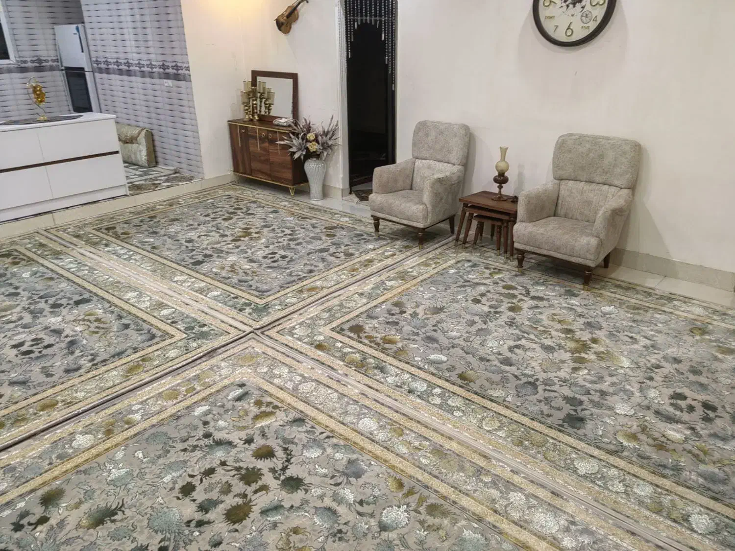 ۴تا 9متری 1200شانه تراکم ۳۶۰۰ تخفیفی.انبار خورشید|فرش|خرم‌آباد, |دیوار