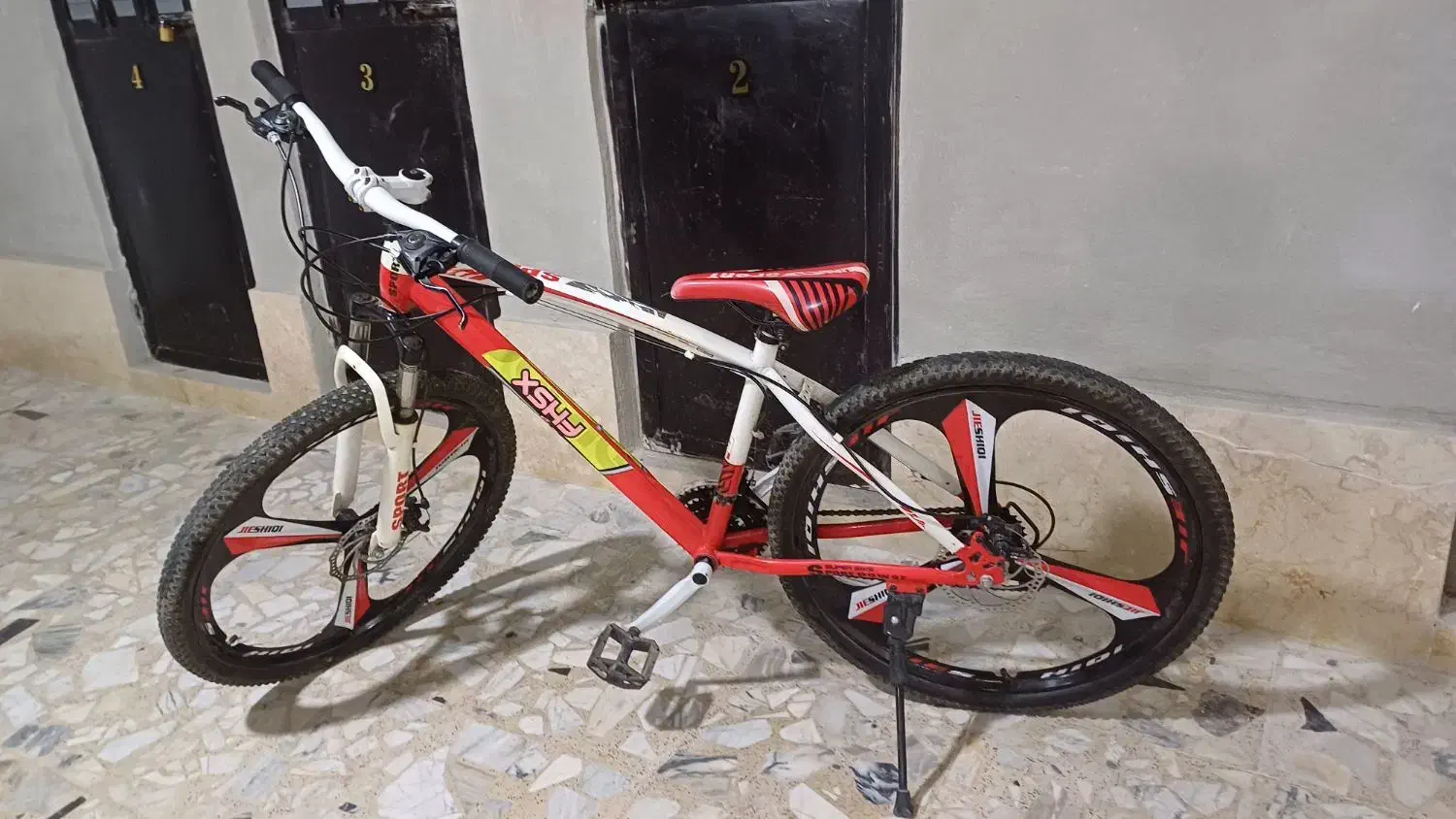 دوچرخه نو نو ۲۶|دوچرخه، اسکیت، اسکوتر|رشت, پیرکلاچای|دیوار