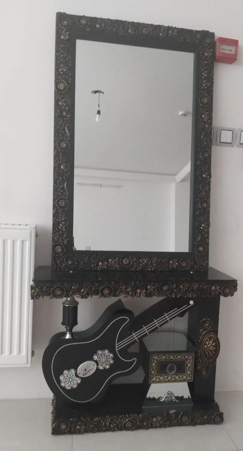 آینه و کنسول|مبلمان خانگی و میز عسلی|همدان, |دیوار