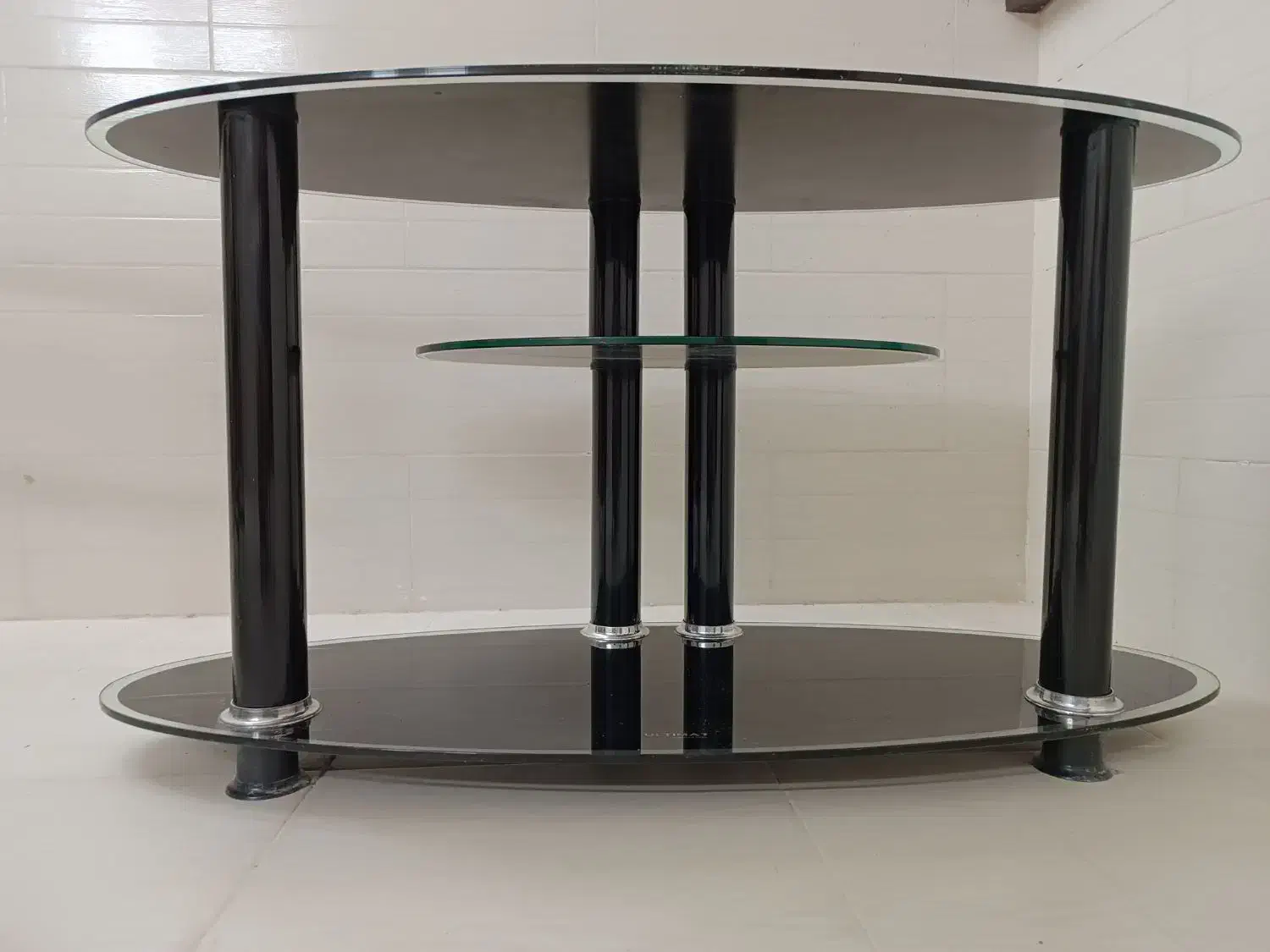 میز شیشه ای زیر تلویزیون|میز تلویزیون|یزد, |دیوار