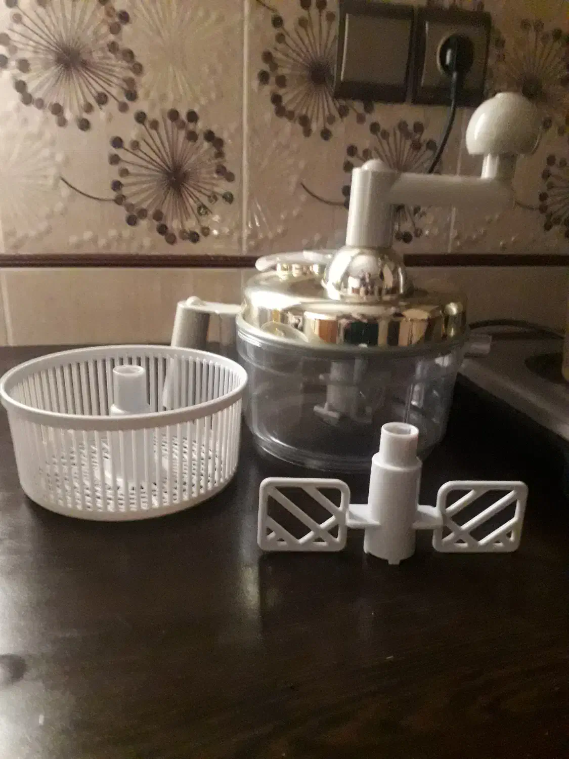 خردکن دستی|خردکن، آسیاب، غذاساز|قم, انسجام|دیوار