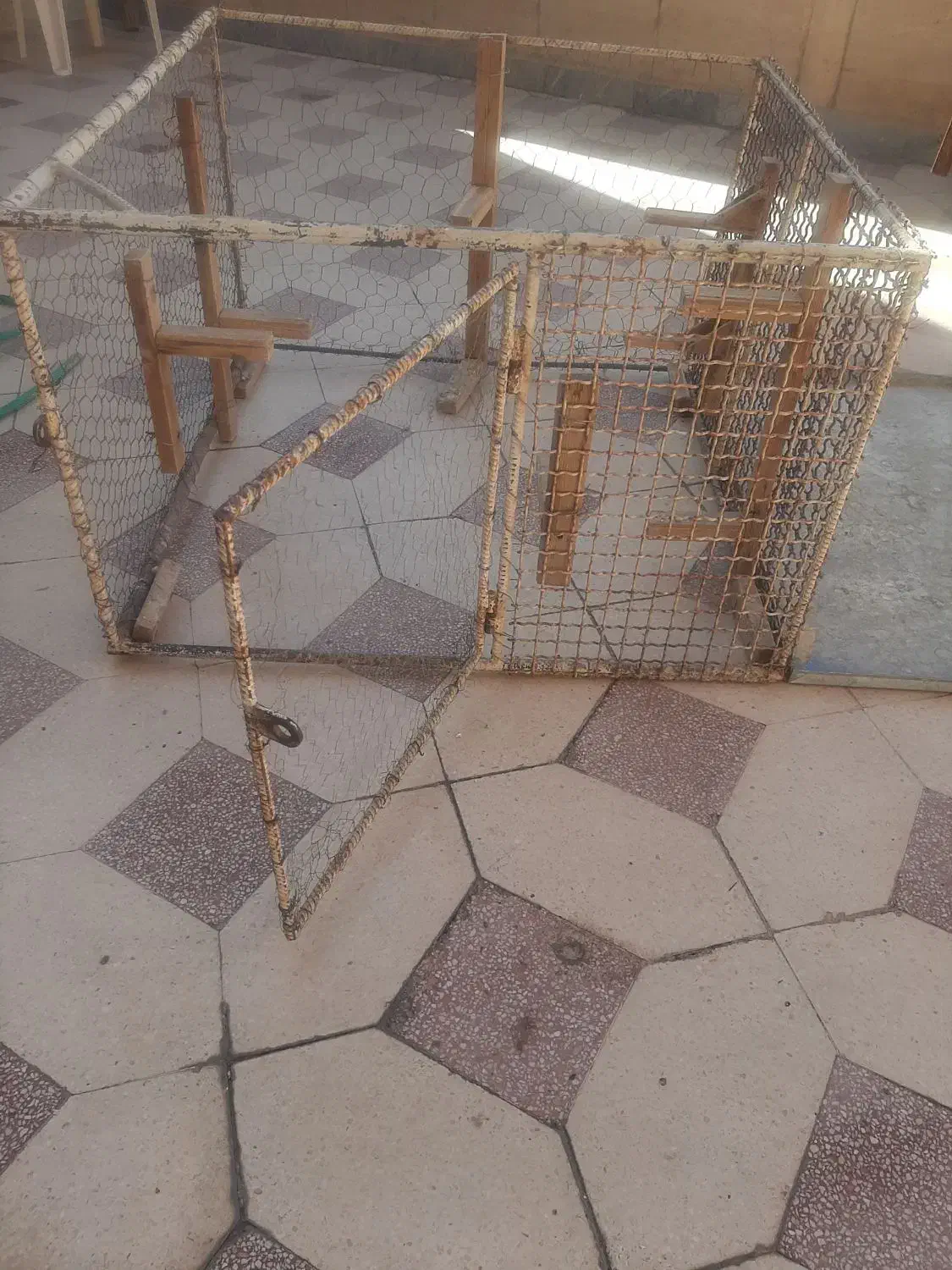 گنجه .قفس|لوازم جانبی حیوانات|شیراز, لاله|دیوار