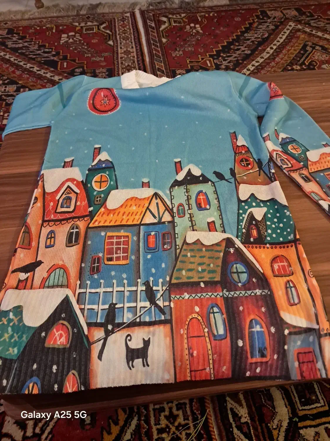 لباس|لباس|صدرا-فارس, فاز ۱|دیوار