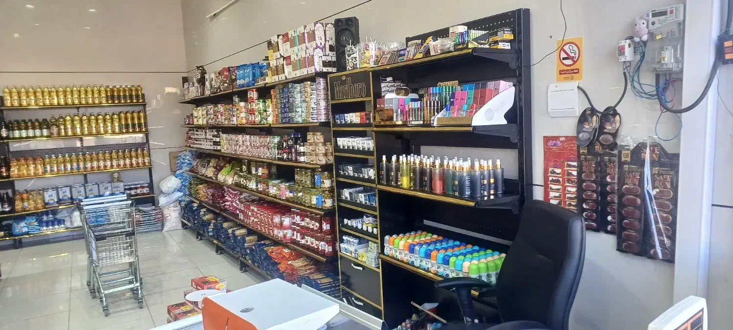 واگذاری فروشگاه هایپر شیشه ای|فروشگاه و مغازه|قروه, |دیوار