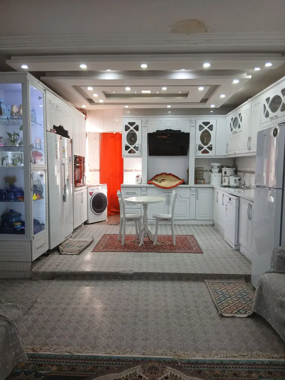 اجاره خانه نیمه ویلایی واقع در شهرک گلستان|اجارهٔ خانه و ویلا|سمنان, |دیوار