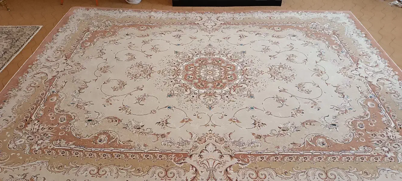 فرش ۱۲ متری ۵۰۰ شانه ۲۵۰۰ تراکم|فرش|اردبیل, |دیوار