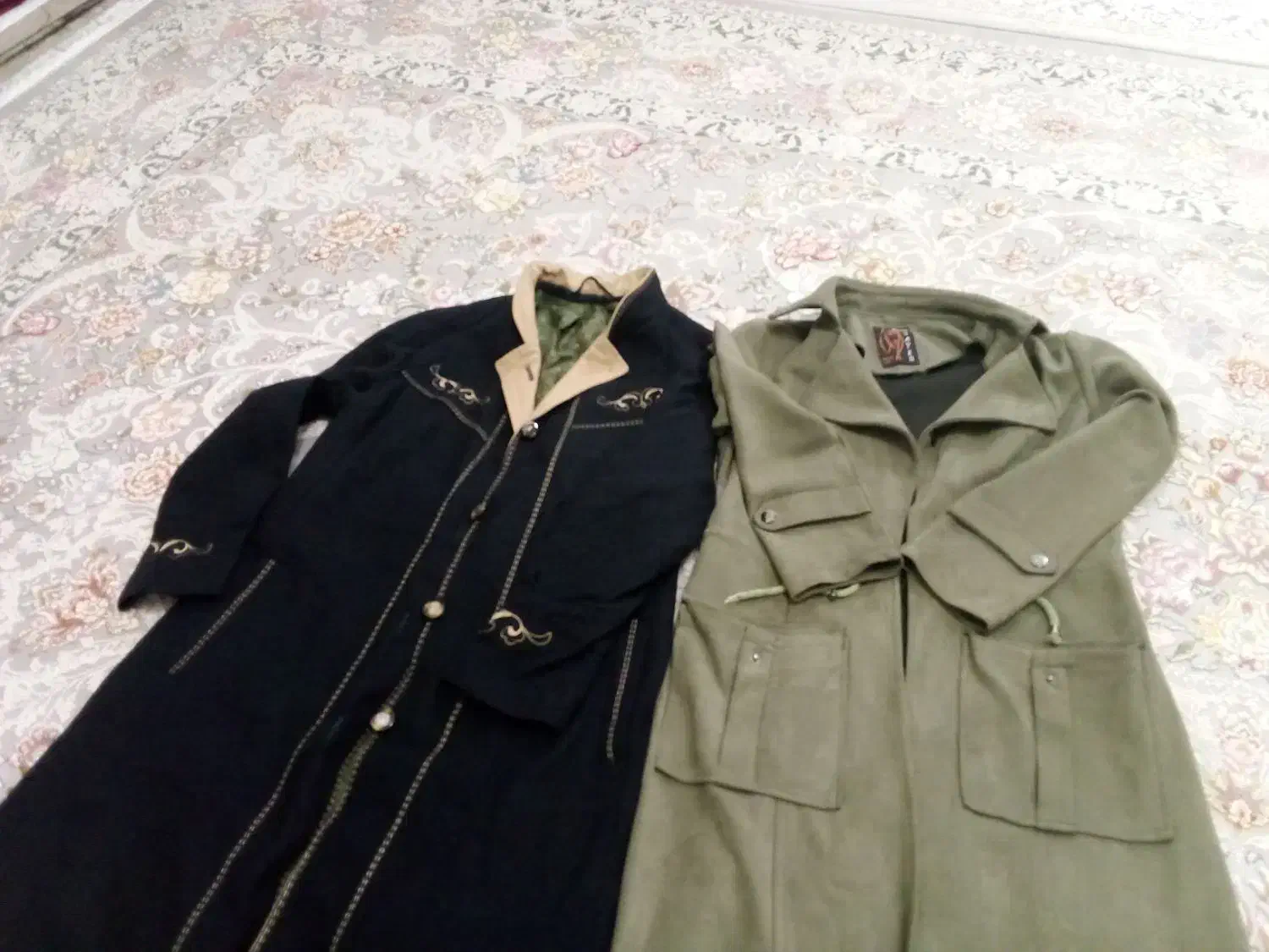 سوییت زیتونی و پالتو مشکی پشم کوبیده ،تمیز. سایز40|لباس|مهاباد (آذربایجان غربی), |دیوار