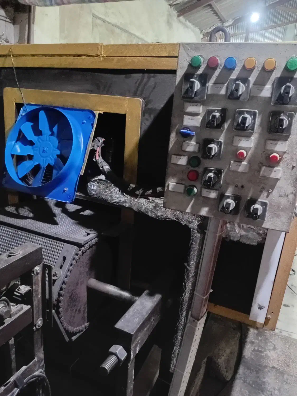 فرتونلی بربری  تنور گردان دوار ۲/۲۰|ماشین‌آلات صنعتی|رودسر, |دیوار