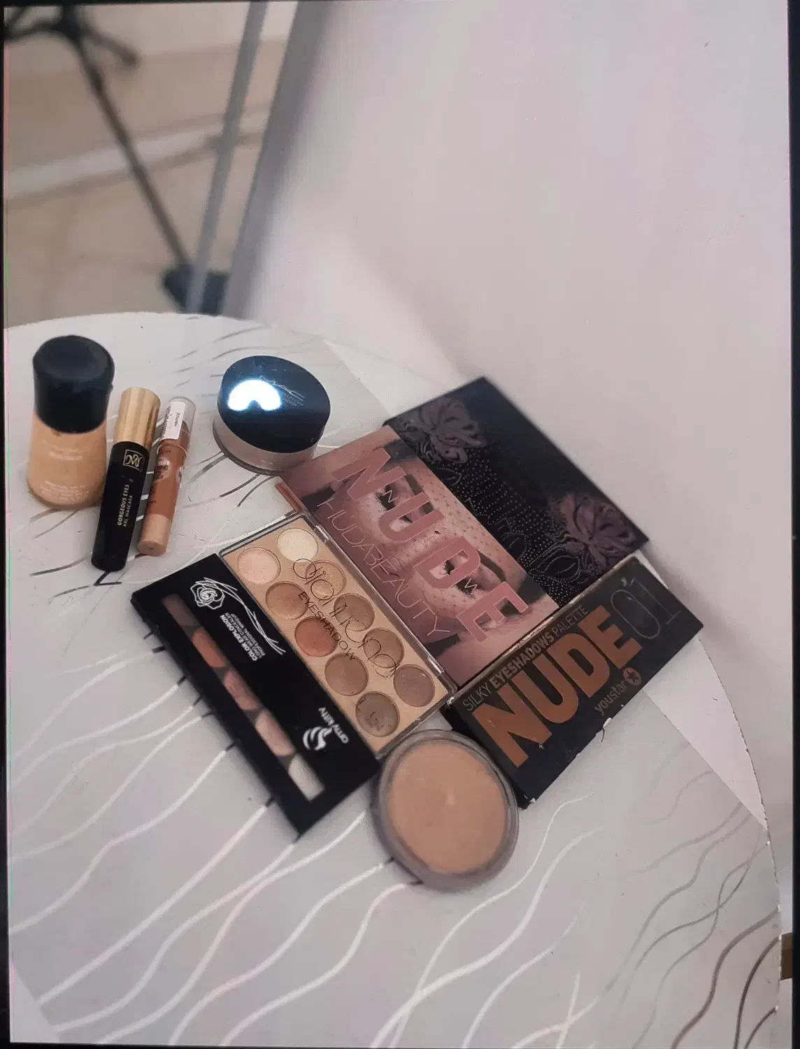 لوازم آرایشی|آرایشگاه و سالن‌های زیبایی|مشگین شهر, |دیوار